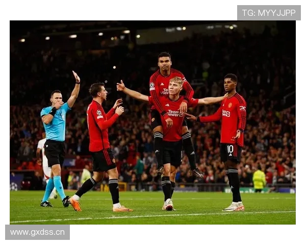 曼联体系问题显现，当前阶段球队稳定性承压竞争格局面临挑战