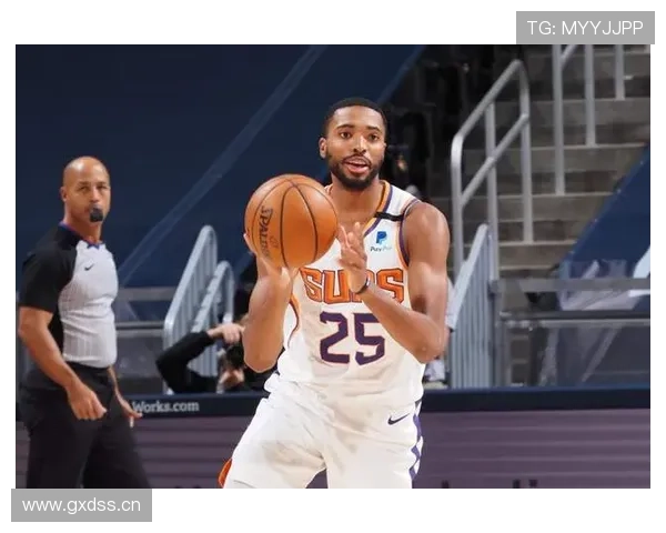 布里奇斯无球切入拉开空间，较上季三分威胁提升